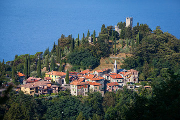 Obraz premium Castle on Como Lake