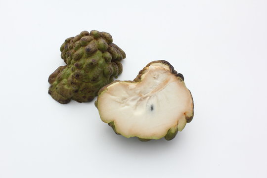 Moiti&eacute; de atte