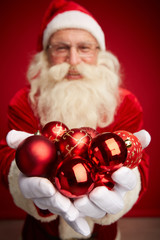 Decorative toy balls