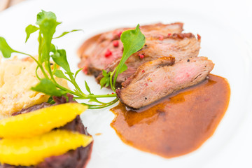 Steak duck