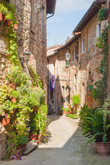Obraz na płótnie Canvas Beautiful hilltop town in Tuscany, Italy