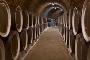 Wine cellar - 69371956