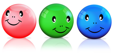 3 freundliche Smileys freigestellt