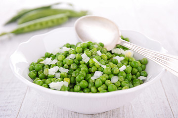 green pea salad