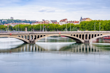 Fototapeta premium pont de la Saône à Lyon