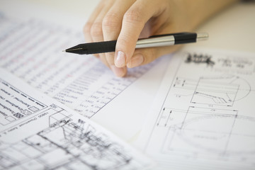 Female hand、Desk work