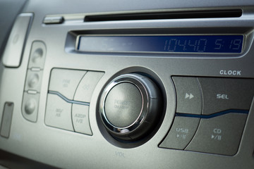 Car radio