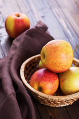 Fresh apples
