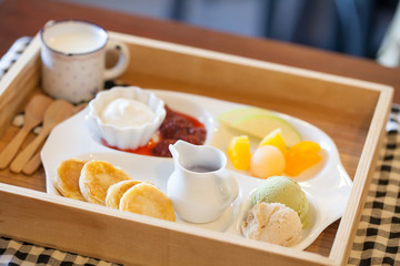 Pancake with icecream and fruit