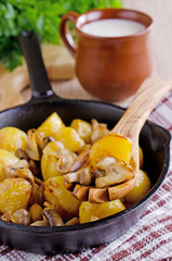 Potatoes with mushrooms