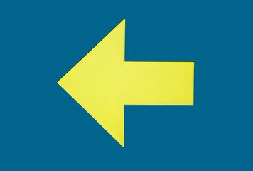 direction arrow showing to the left side