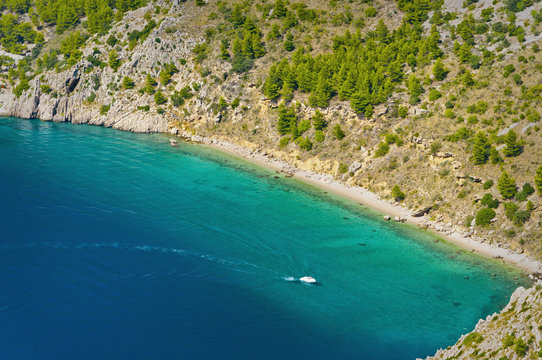 Boat Approaching To The Vruja - Dubci Beach - DSC0868