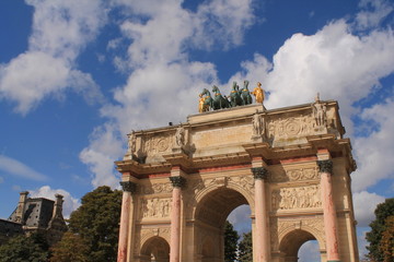 Fototapeta na wymiar Arc de triomphe du Carrousel, Paris