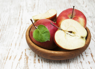 Red apples