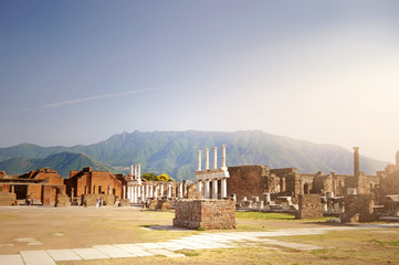 Kapitol von Pompeji
