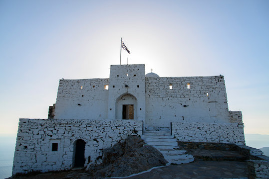 Le monast&egrave;re profitis elias &agrave; Sifnos