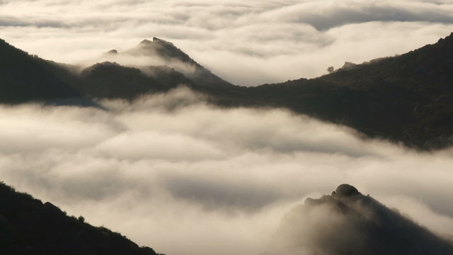 San Fernando Valley Fog Time Lapse with Zoom