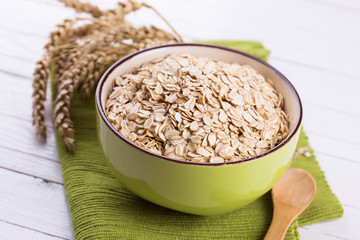 Oat flakes in bowl