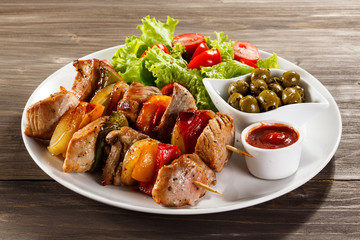 Grilled meat and vegetables