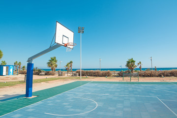 Fototapeta premium hoop by the sea