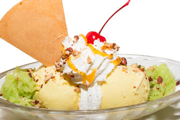 ice cream and berry fruit