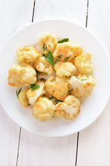 Cauliflower baked with egg and herbs