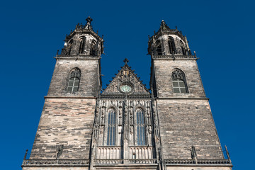 Fototapeta na wymiar Cathedral of Magdeburg at river Elbe, Germany