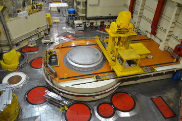 Nuclear reactor hall in a power plant