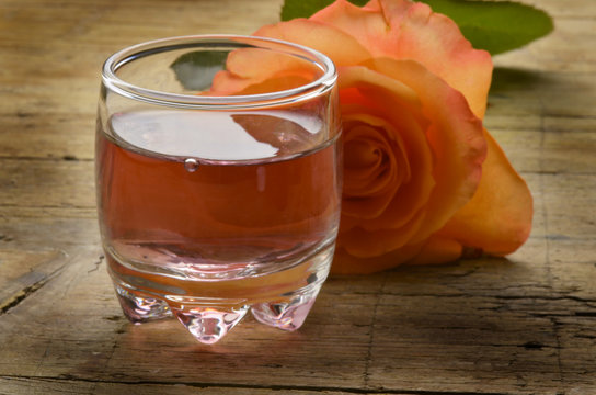 Licor de roses Rosolio Cucina italiana Expo Milano 2015