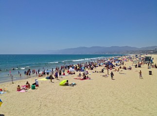 Fototapeta na wymiar Beautiful Sunny Santa Monica Beach, Los Angeles, California, USA