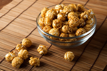 a lot of golden caramel corn