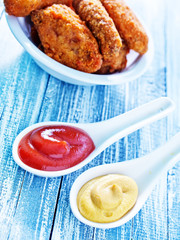 sauce and chicken wings