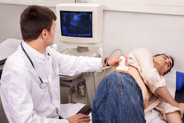 Ultraschalluntersuchung beim Arzt