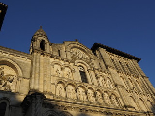 Fototapeta premium Iglesia de la Santa Cruz en Bordeaux