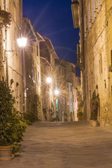Obraz premium The Italian town late at night in Tuscany