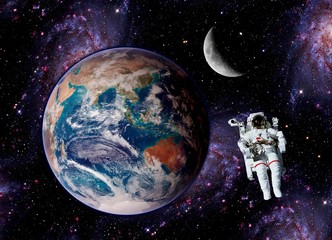 Astronaut Spaceman Earth Moon