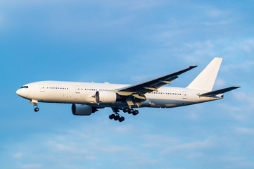 Fototapeta na wymiar Boeing 777-200