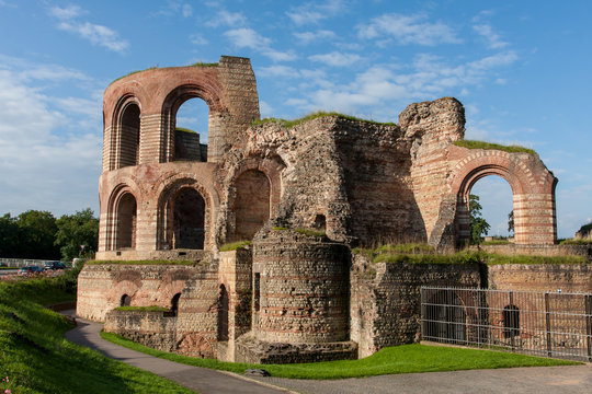 Kaiserthermen