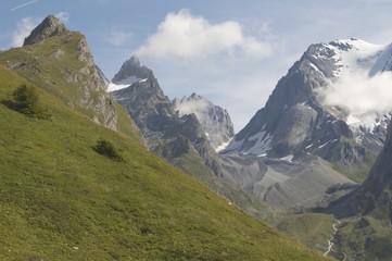 Fototapeta na wymiar parc national de la vanoise 