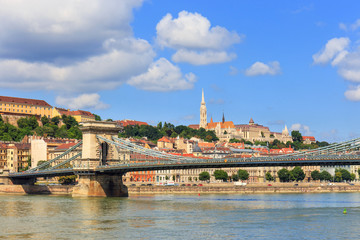 Obraz premium Chain Bridge in Budapest, Hungary