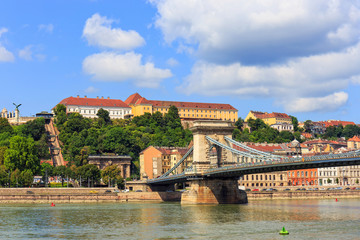 Fototapeta premium Chain Bridge in Budapest, Hungary