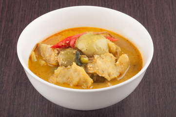green curry with fish balls