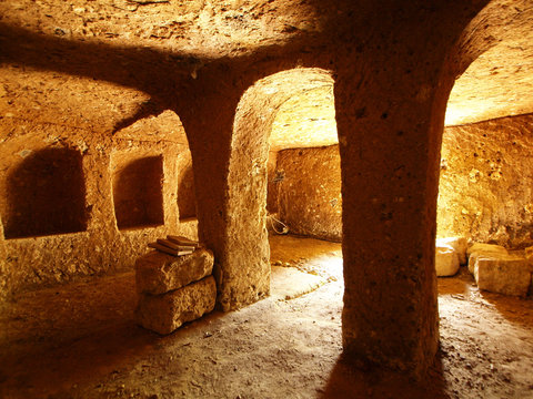 Toscana - Necropoli Etrusca Poggio Bucco