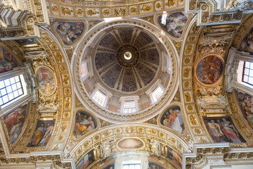 Fototapeta na wymiar Dome of Basilica di Santa Maria Maggiore in Rome, Italy