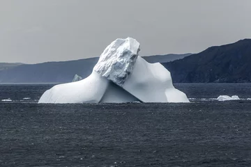 Papier Peint photo Lavable Côte iceberg near Goose Cove, Newfoundland