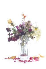 vertrockneter blumenstrauss