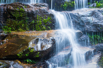 Obraz premium Mon Tha Than Waterfall In Doi Suthep - Pui National Park