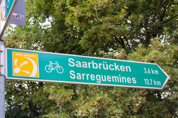 Wegweiser Radweg Saarbr&uuml;cken Saareguemines