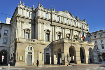 Fototapeta na wymiar Milano Teatro alla Scala