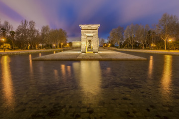 Obraz premium The Temple of Debod in Madrid, Spain.